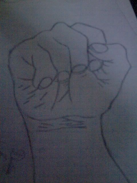 http://i255.photobucket.com/albums/hh122/qasz/Fist.jpg