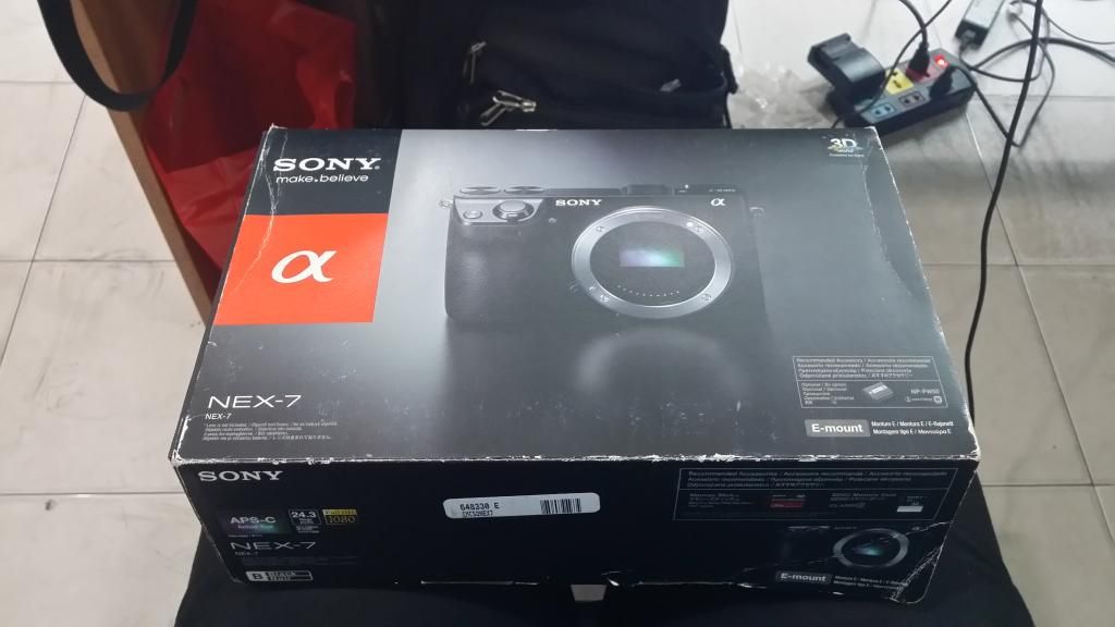(HCM) Sony Nex 7 Fullbox 90% cần bán - 1