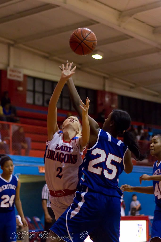 IMAGE: http://i255.photobucket.com/albums/hh124/DKCPhoto/Nifty%2050%20shots/IMG_5684.jpg