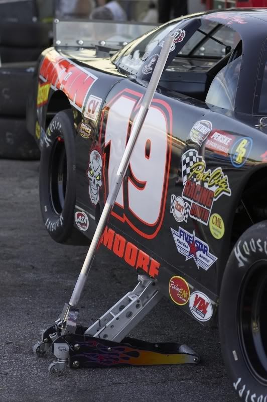 IMAGE: http://i255.photobucket.com/albums/hh124/DKCPhoto/POTN%20shots/KJ4N6124a.jpg