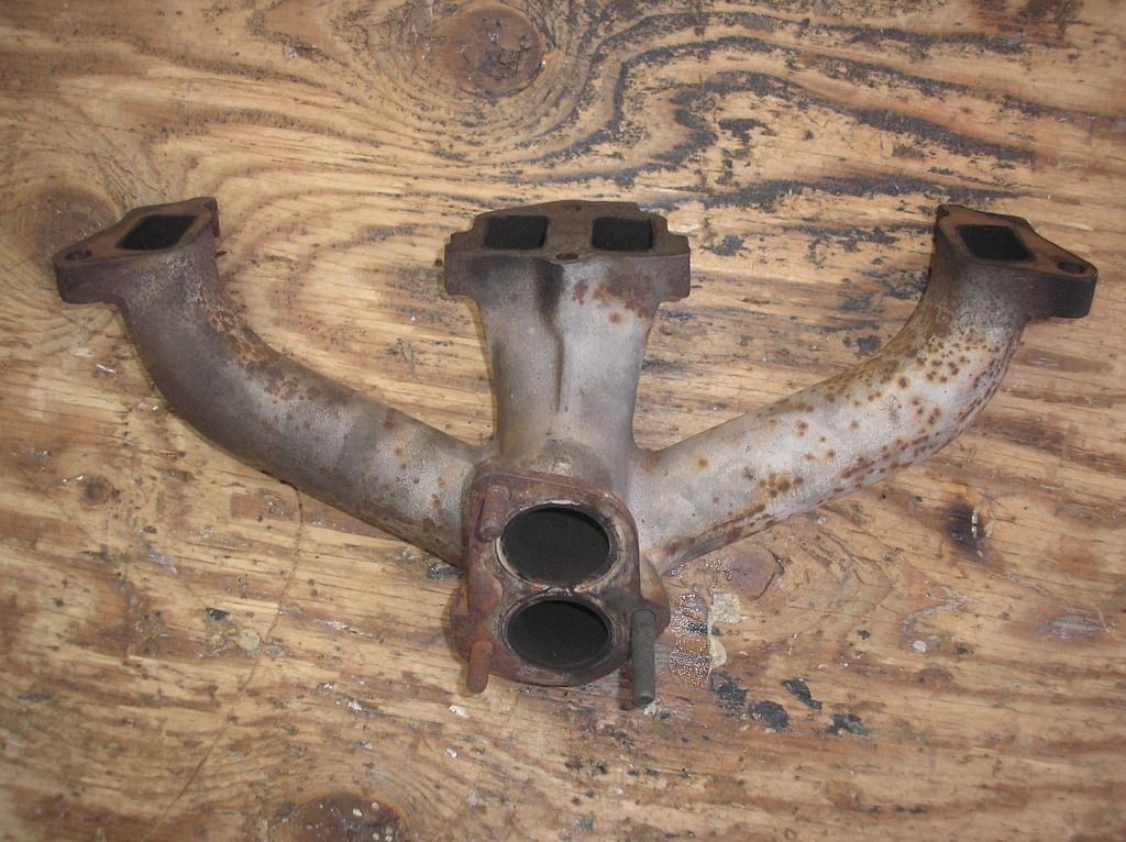 140B20ExhaustMani2.jpg
