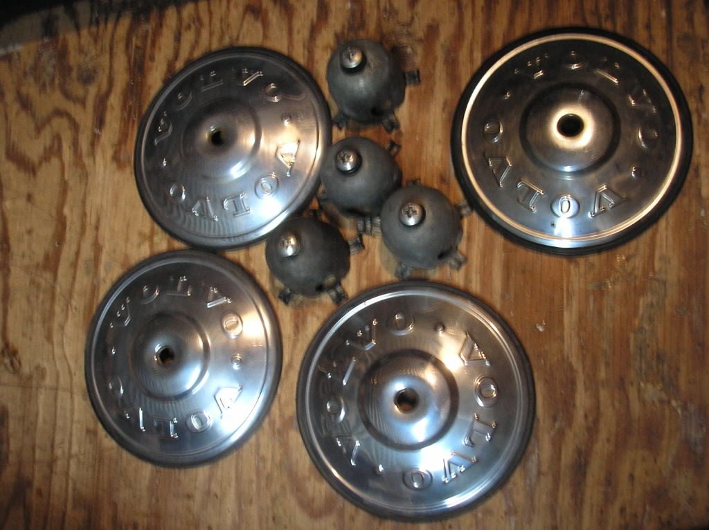  photo 71-72140hubcaps.jpg