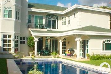 Modern Home in Cancun