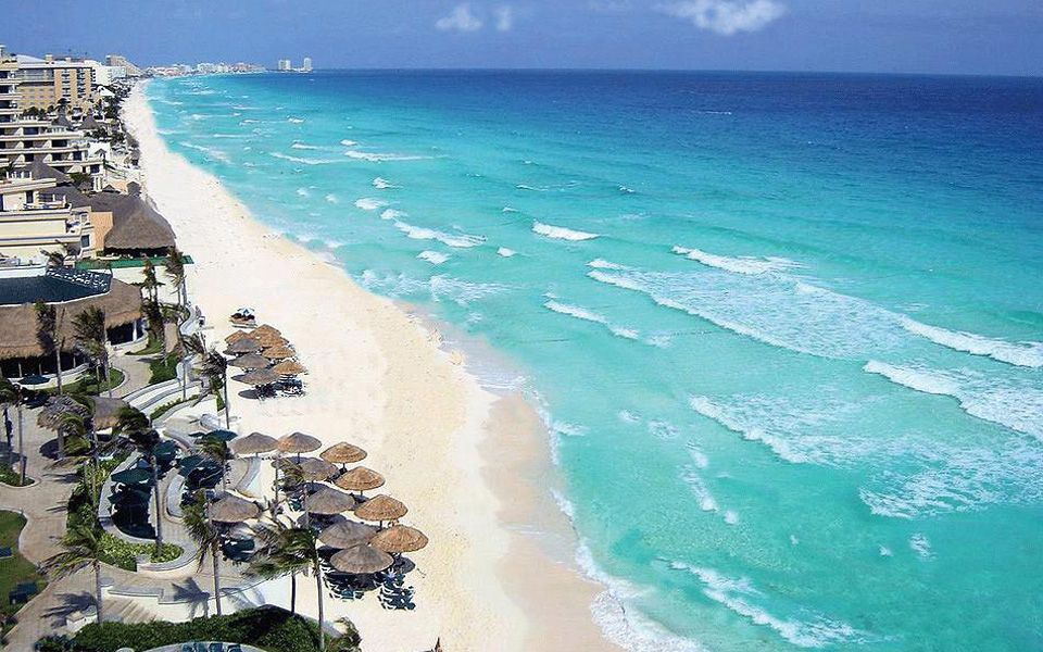  photo Beachfront Cancun_zpswul1qcym.jpg