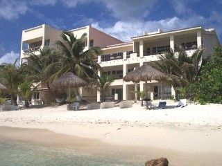 Beachfront condo in Akumal photo BeachfrontcondoinAkumal_zps1ab01d3c.jpg