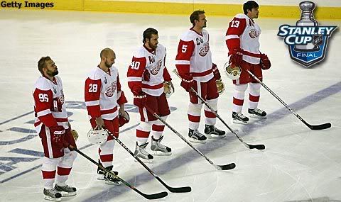 wings_line_up_for_national_antherm_.jpg