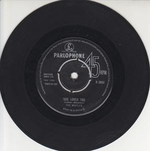 She Loves You/i'll Get You - Beatles