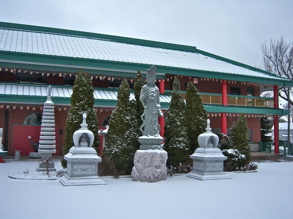 Cham Shan Temple statues photo 100_6873_zps15f7e8ba.jpg