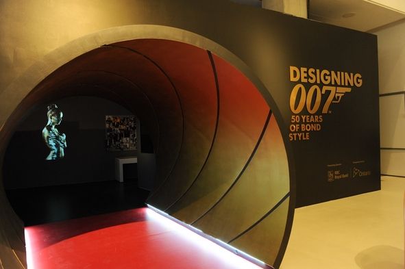 TIFF - James Bond entrance