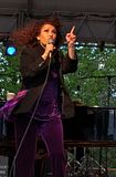 Melissa Manchester in action