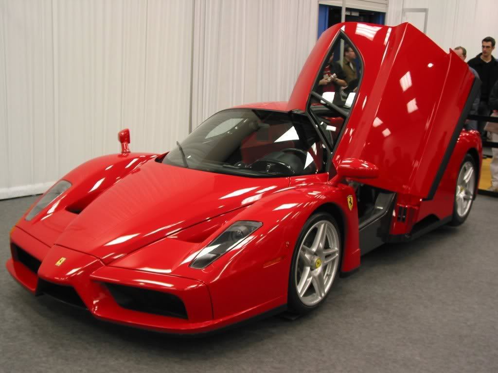 Ferrari_Enzo_3_jpg1-full.jpg