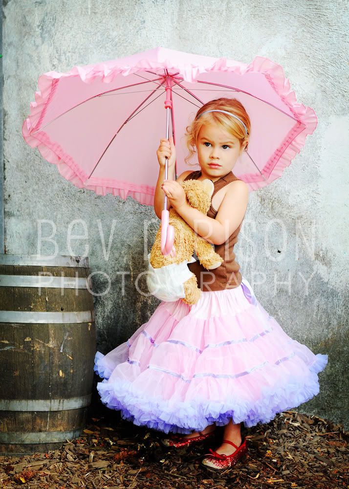 umbrella girl Pictures, Images and Photos