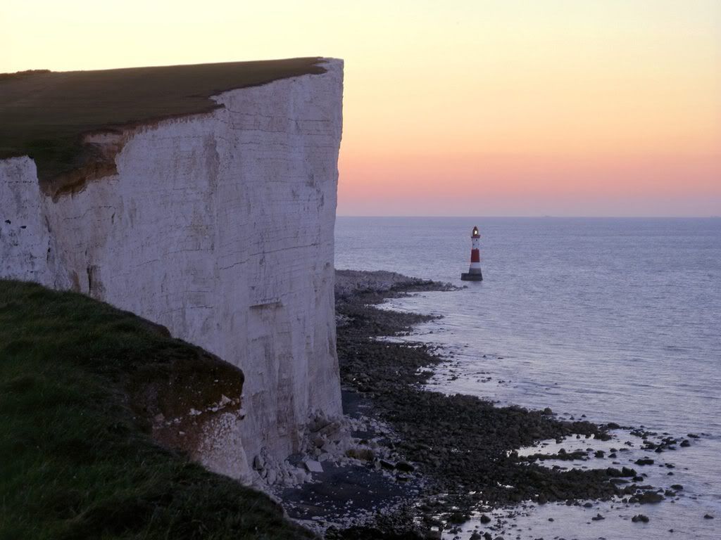 BeachyHeadLighthouseEastSussexEngla.jpg