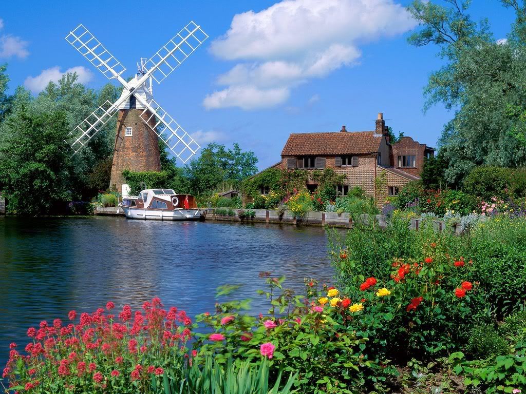 HunsettMillNorfolkEngland.jpg