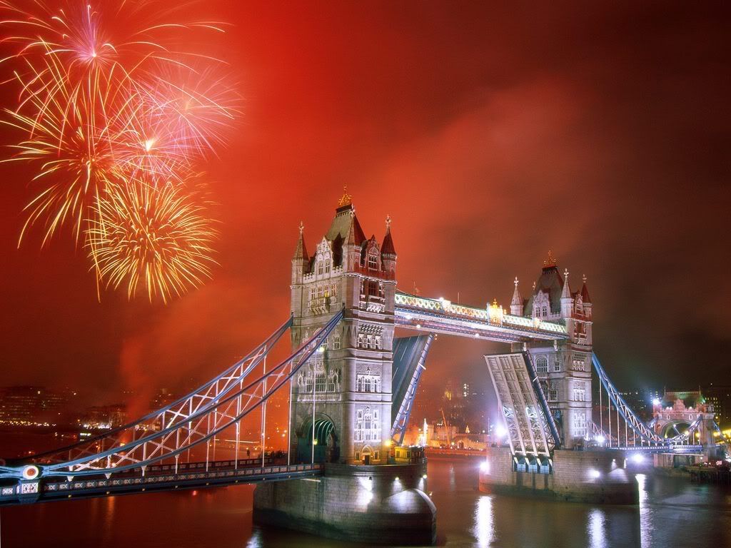 LightuptheNightTowerBridgeLondonEng.jpg