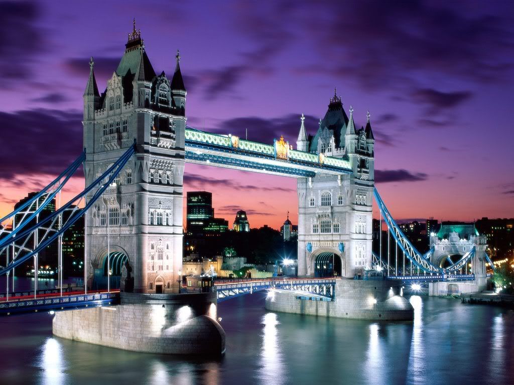 LondonEveningTowerBridgeEngland.jpg