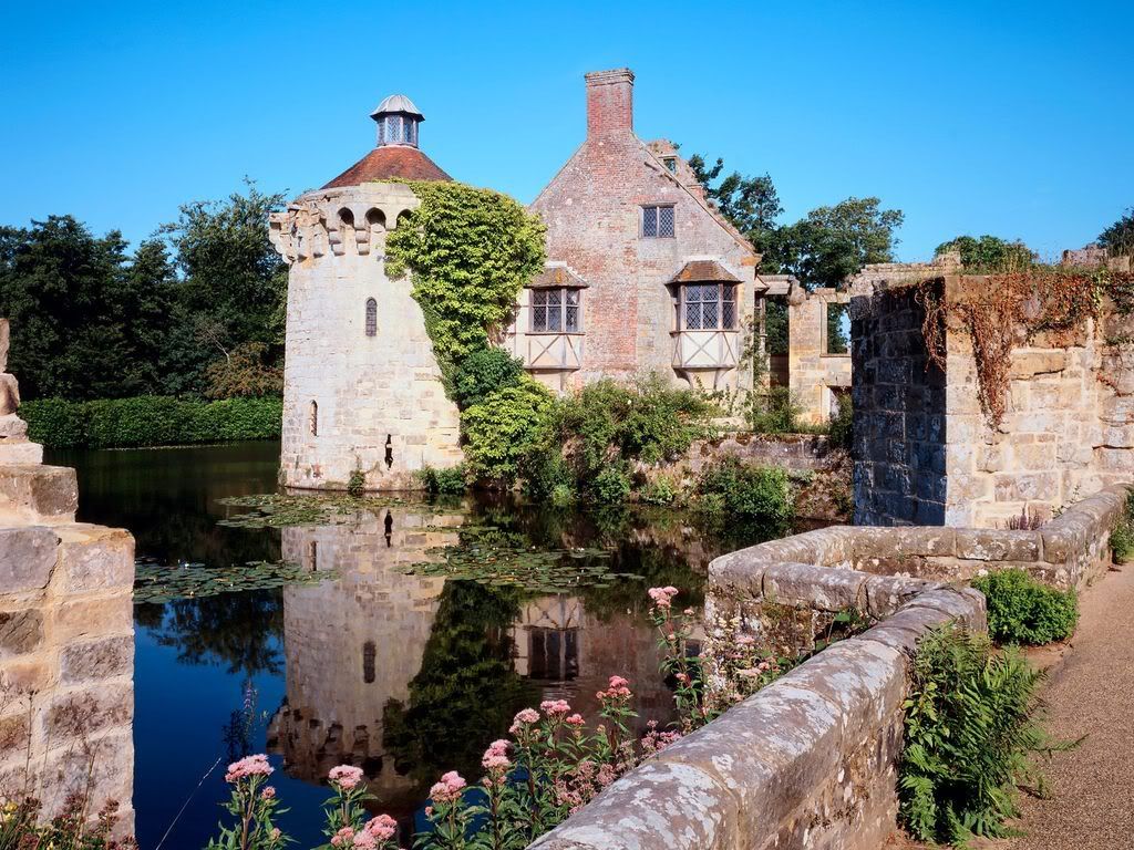 ScotneyCastleKentEngland.jpg