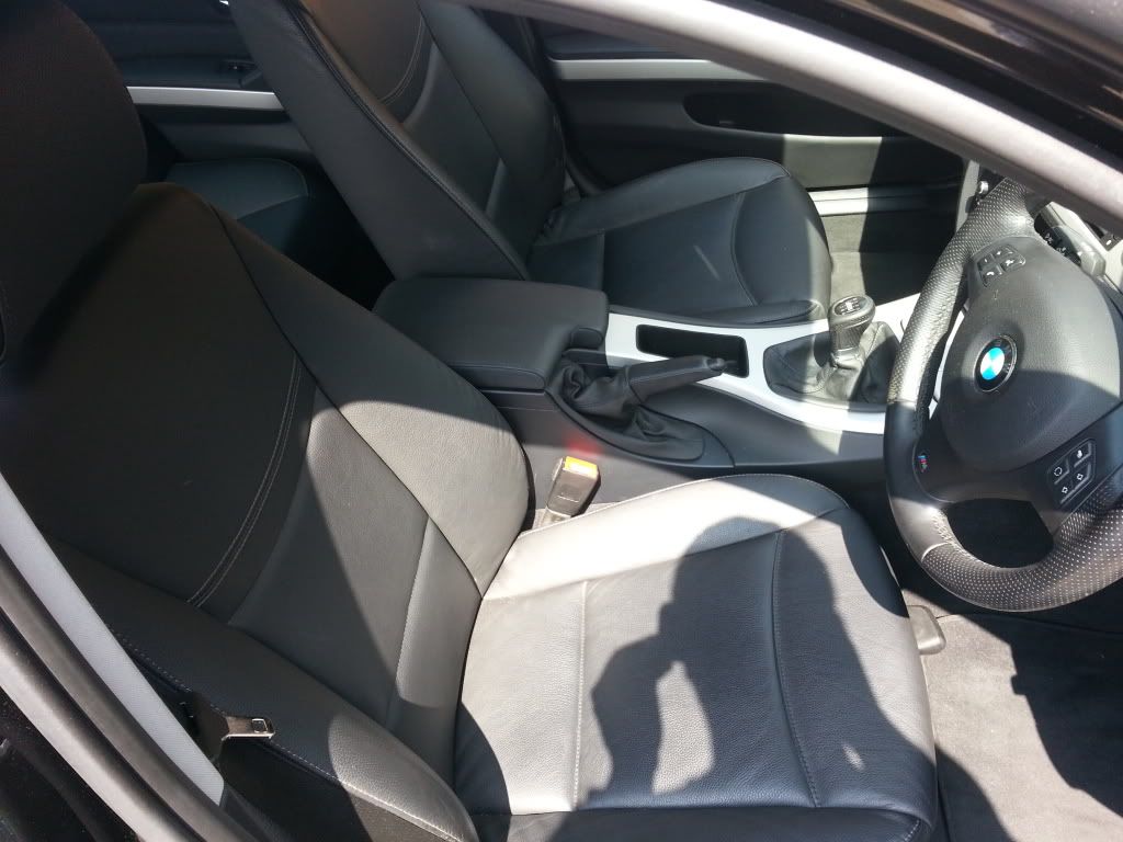 E90 SE leather seats