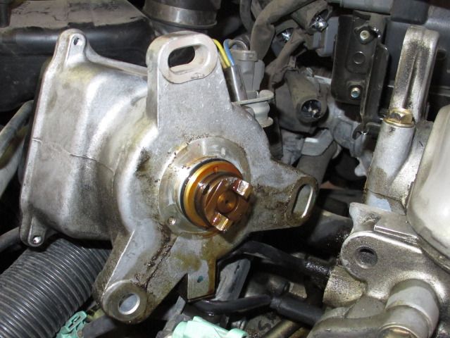 How to replace a distributor on a 1993 honda accord #4