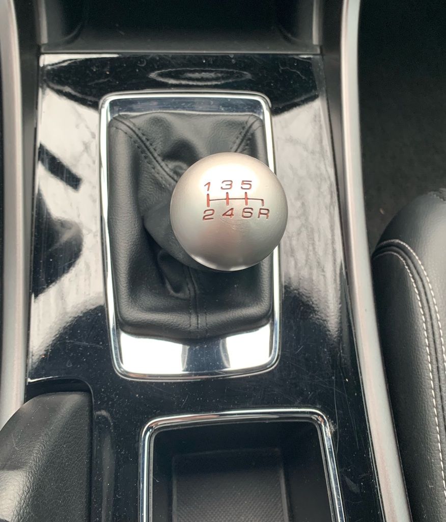 How easy will it be to put OEM Accord EuroR shift knob onto my 17 Sport? Drive Accord Honda Forums