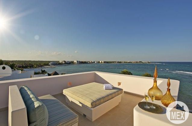 Luxury rooftop solarium in Akumal