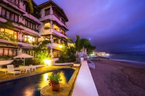 Puerta Vallarta Beach